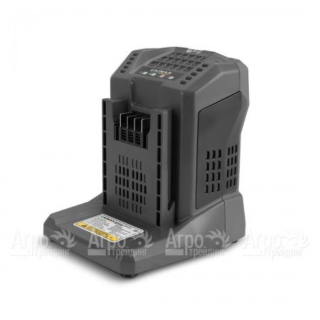 Зарядное устройство ENO C6055 для аккумуляторной техники Caiman  в Смоленске